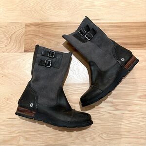 SOREL Major Pull On Leather Heeled ankle boots size 7